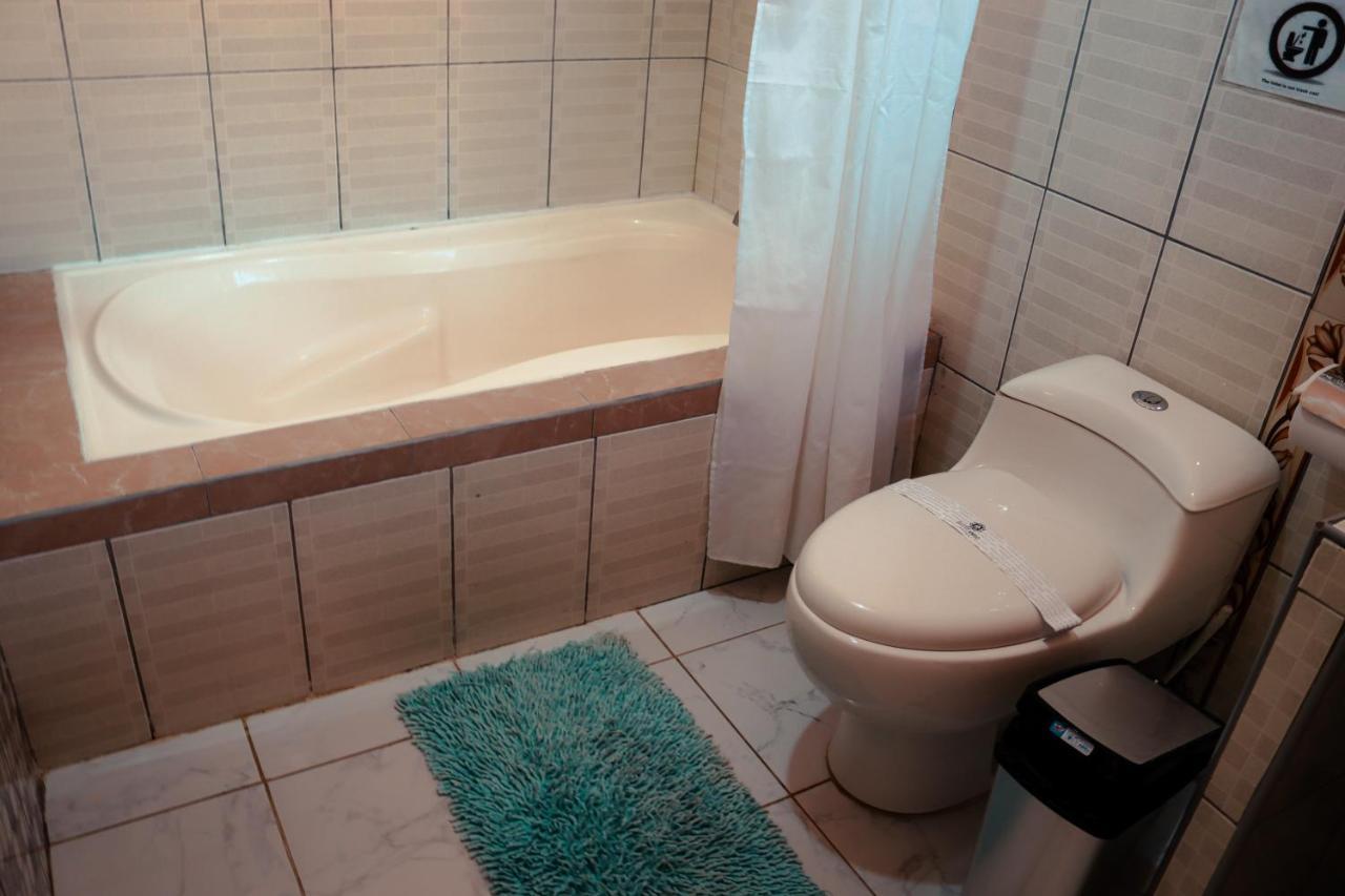Intitambo Hotel โอยานไตตามโบ ภายนอก รูปภาพ