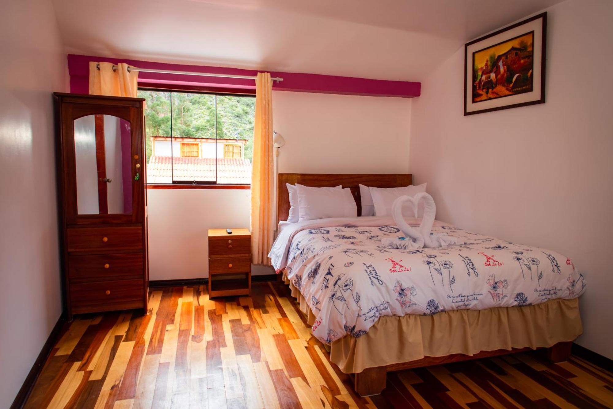 Intitambo Hotel โอยานไตตามโบ ภายนอก รูปภาพ